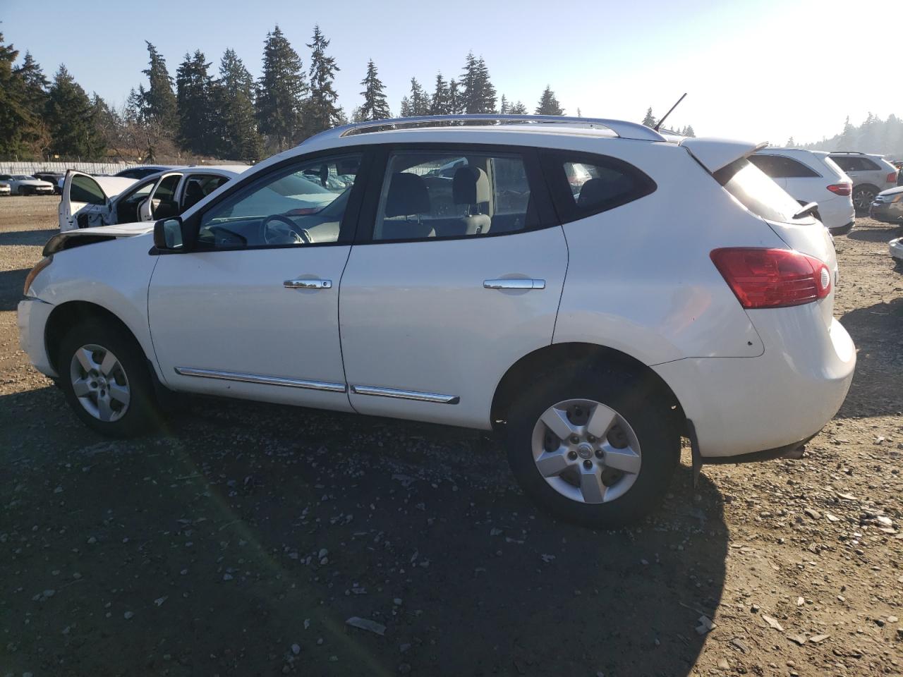 2015 Nissan Rogue VIN JN8AS5MV7FW250248 Copart auction photo, front end damage thumbnail 2