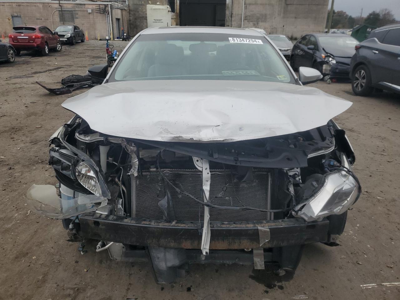 2014 Toyota Avalon VIN 4T1BK1EB4EU100374 Copart auction photo, front end / minor dent/scratches damage thumbnail 5