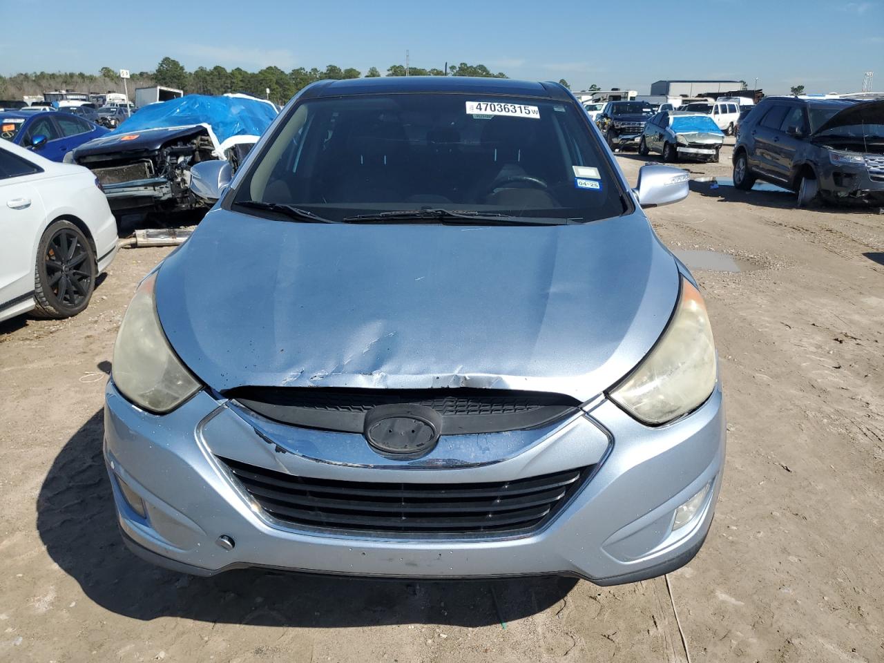 2011 Hyundai Tucson VIN KM8JU3AC4BU208439 Copart auction photo, front end / minor dent/scratches damage thumbnail 5