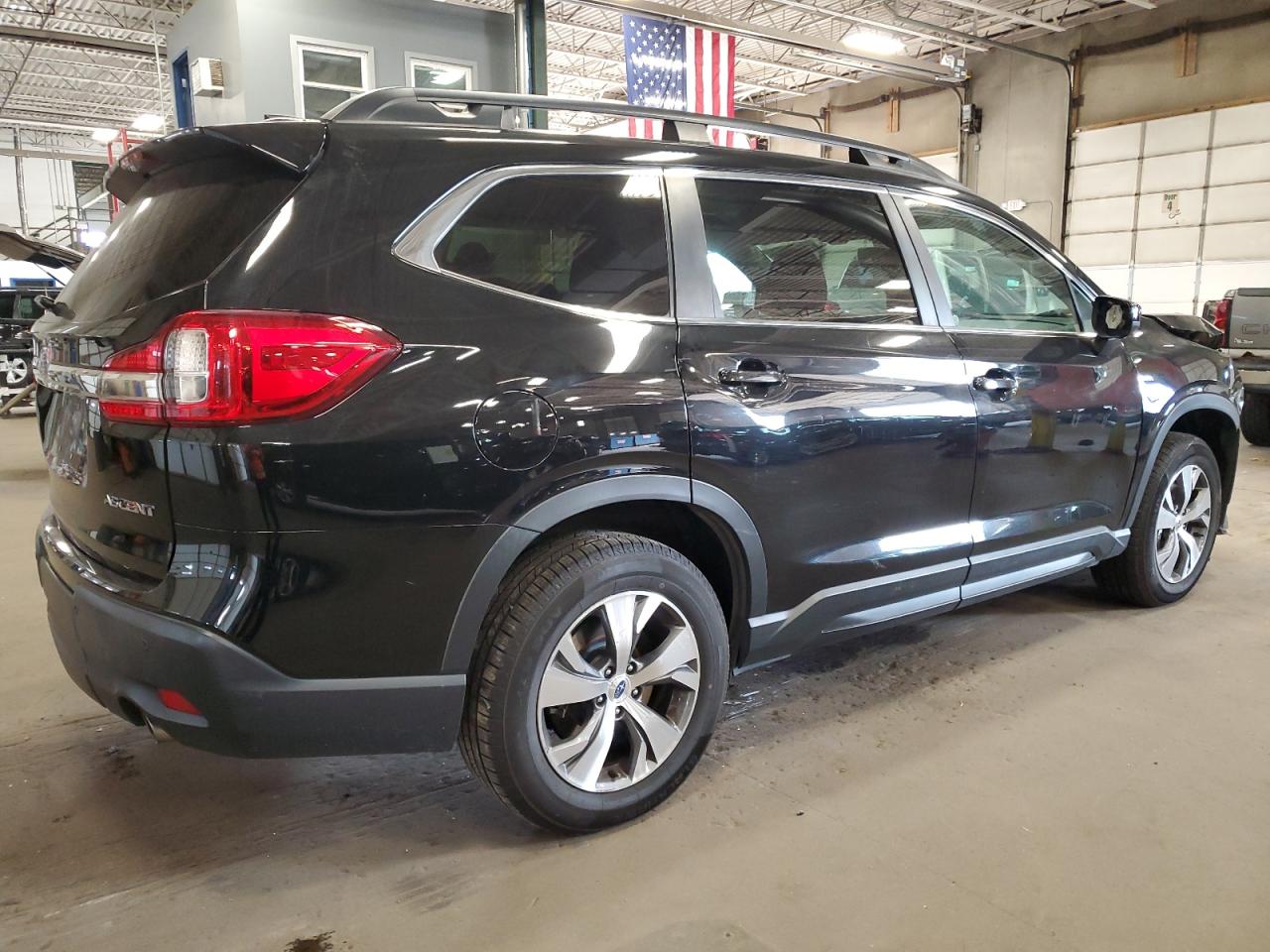 2019 Subaru Ascent VIN 4S4WMACD9K3435633 Copart auction photo, front end damage thumbnail 3