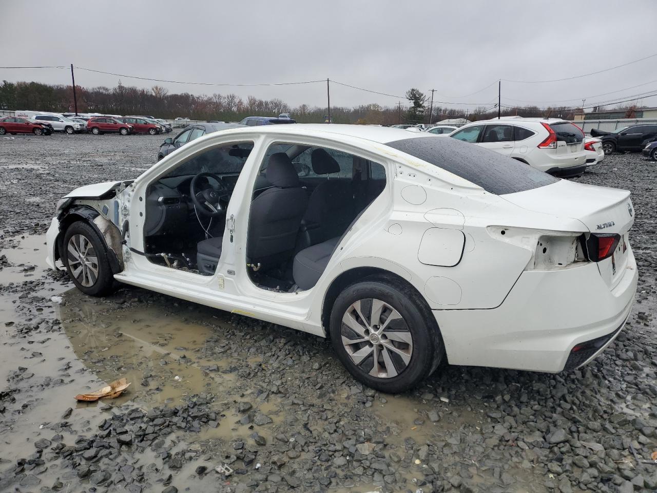 2020 Nissan Altima VIN 1N4BL4BV3LC236277 Copart auction photo, side / front end damage thumbnail 2
