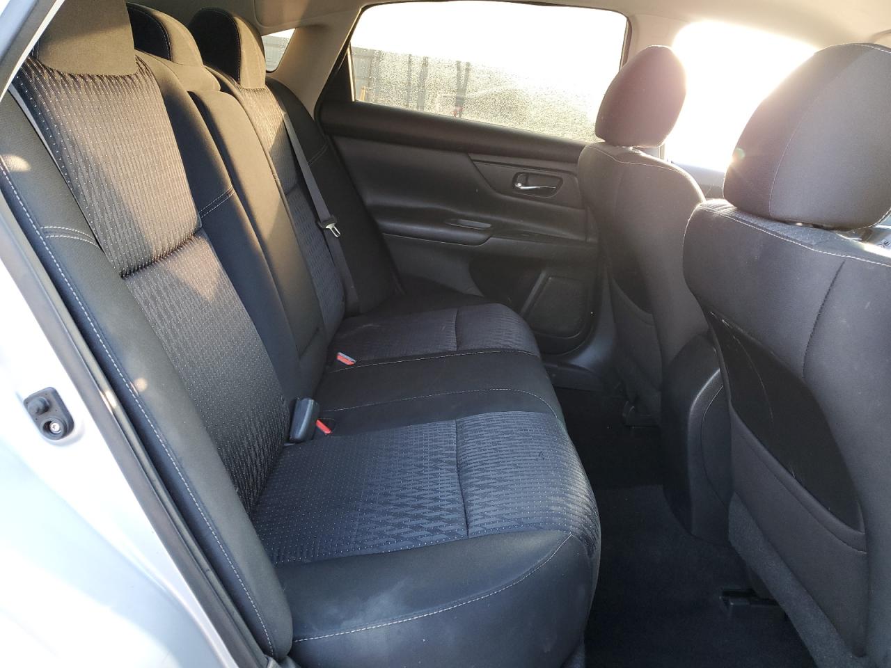 2016 Nissan Altima VIN 1N4AL3AP5GN304324 Copart auction photo, front end / side damage thumbnail 10