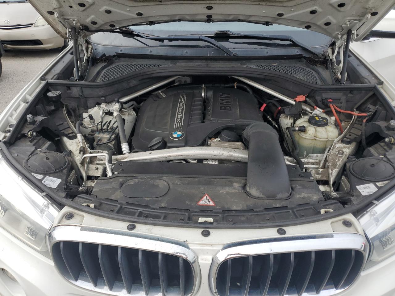 2016 BMW X5 VIN 5UXKR2C5XG0H42368 Copart auction photo, water/flood damage thumbnail 12