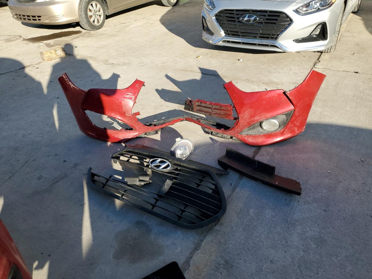 2016 Hyundai Veloster VIN KMHTC6AE6GU286761 Copart auction photo, front end damage thumbnail 12