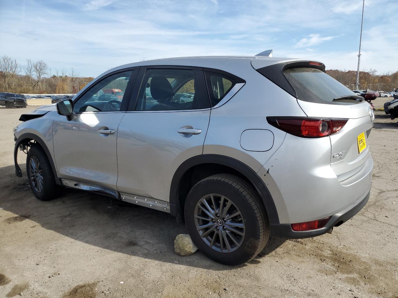 2019 Mazda CX-5 VIN JM3KFBBM2K0692002 Copart auction photo, front end / minor dent/scratches damage thumbnail 2