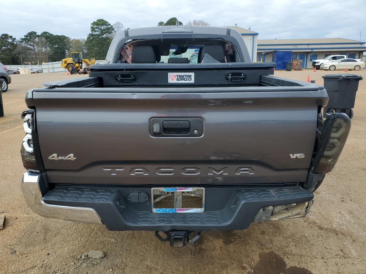 2019 Toyota Tacoma VIN 5TFCZ5AN8KX192708 Copart auction photo, all over / front end damage thumbnail 6