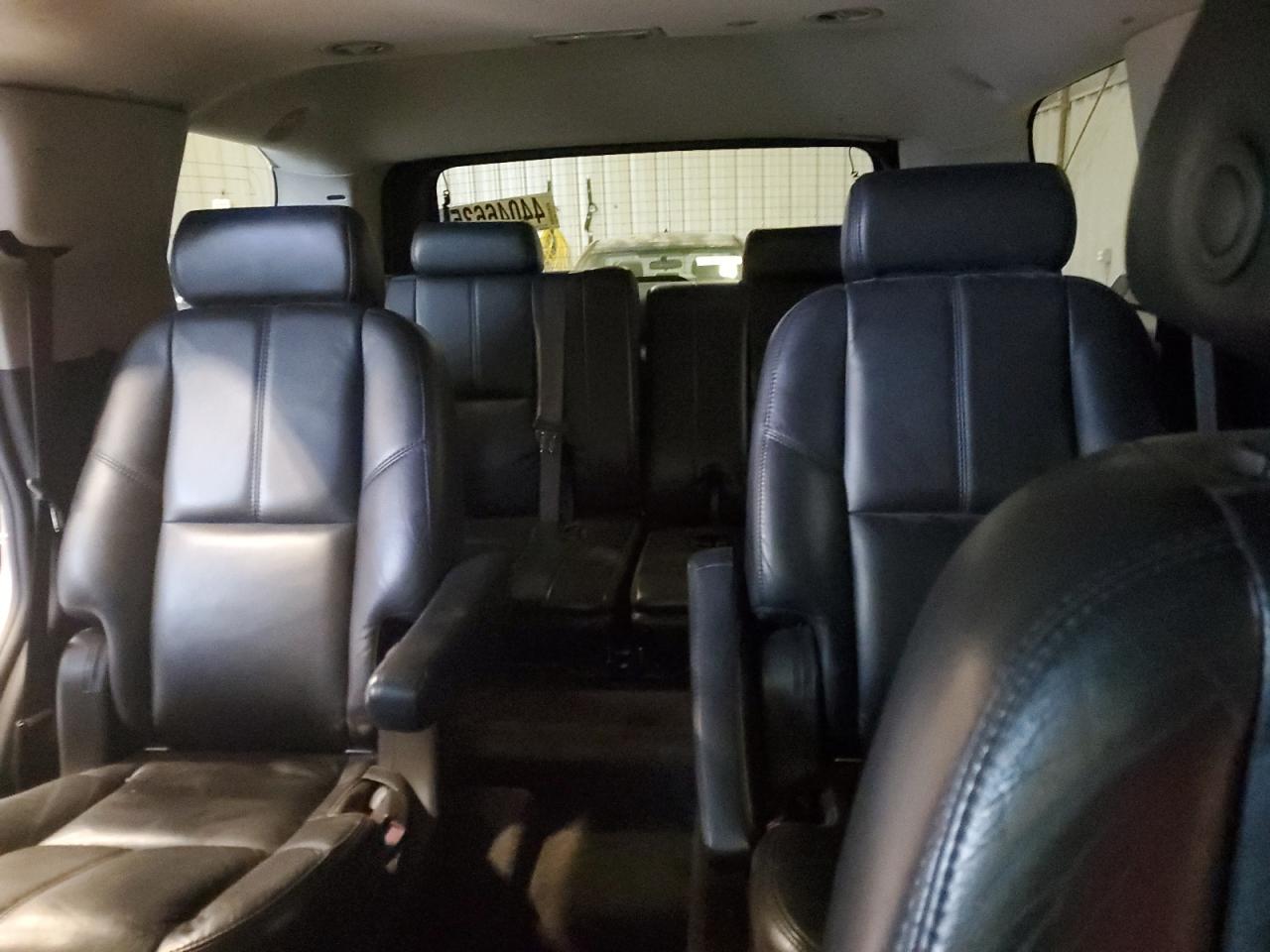 2007 GMC Yukon VIN 1GKFK63857J181873 Copart auction photo, minor dent/scratches damage thumbnail 10