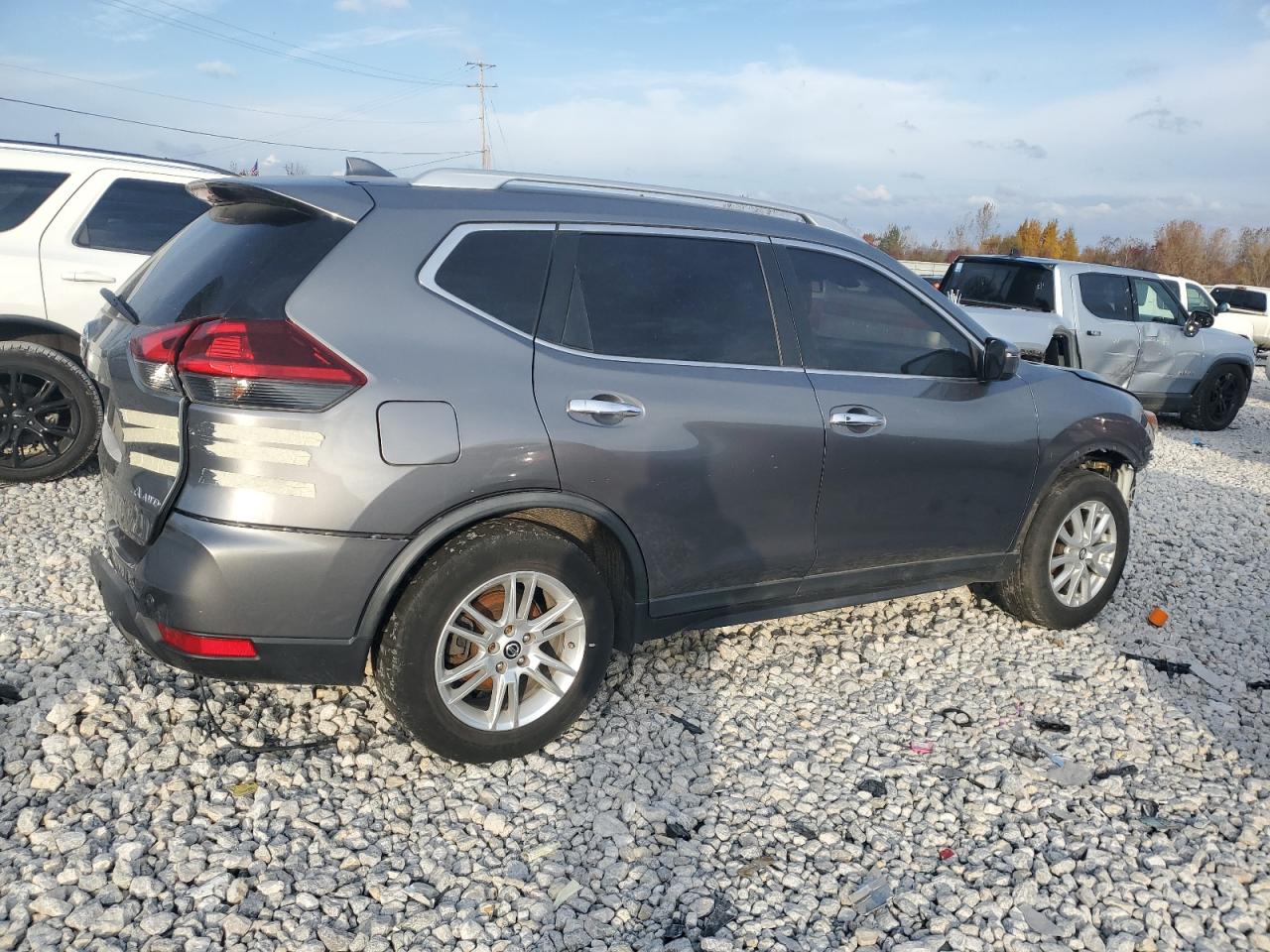 2019 Nissan Rogue VIN KNMAT2MV9KP530619 Copart auction photo, front end / rear end damage thumbnail 3