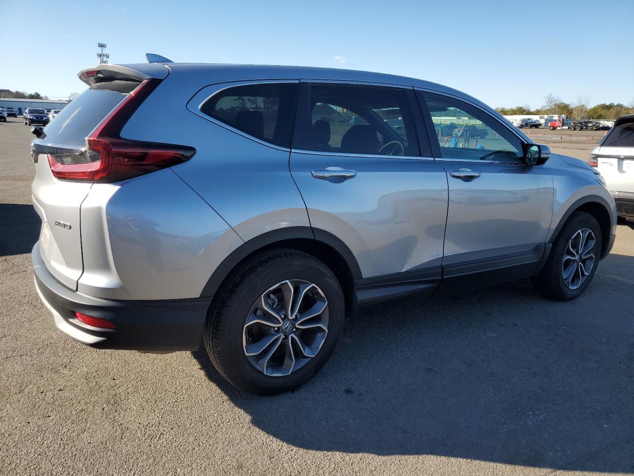 2022 Honda CR-V VIN 2HKRW2H55NH657985 Copart auction photo, side / minor dent/scratches damage thumbnail 3