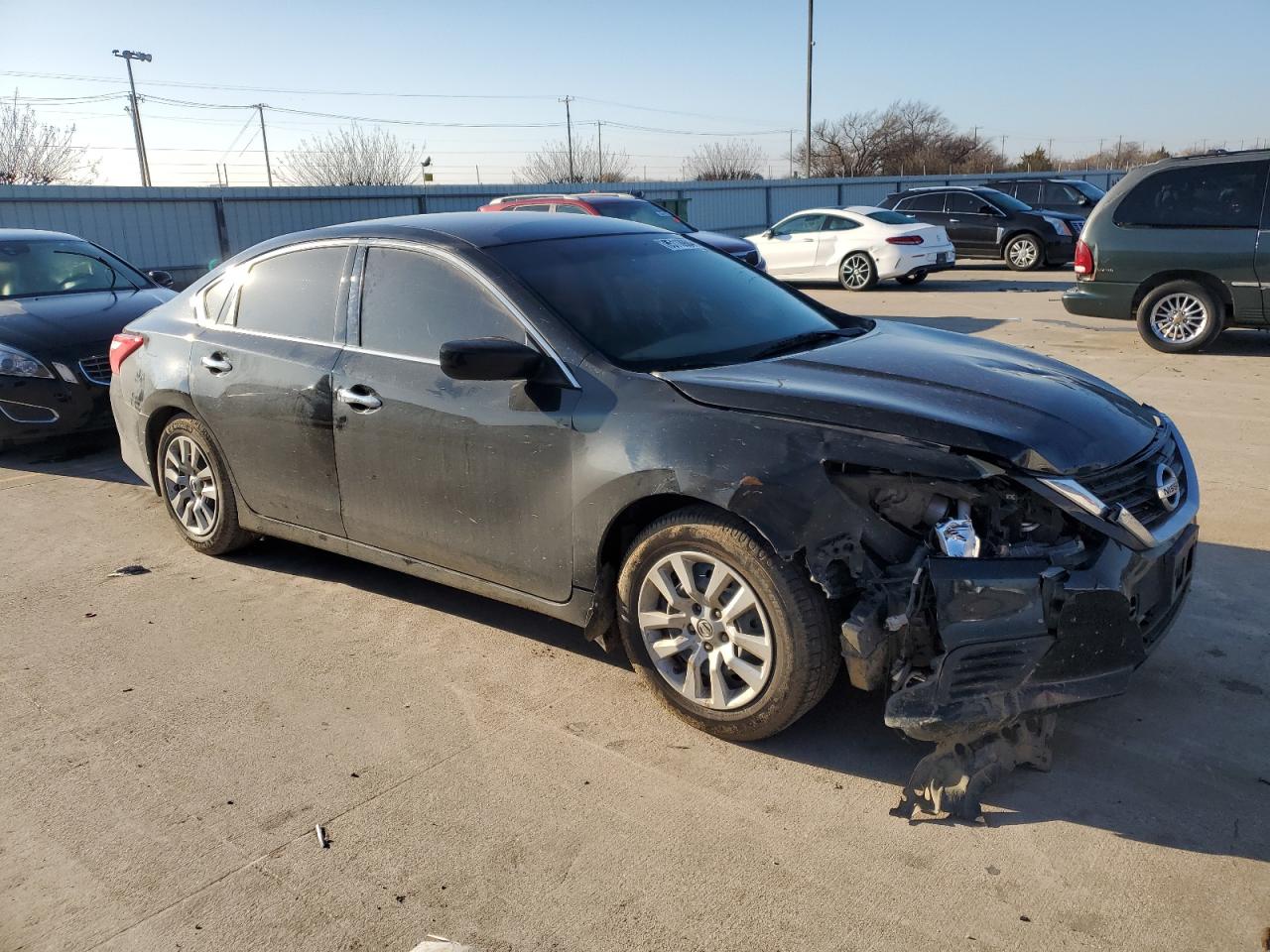 2017 Nissan Altima VIN 1N4AL3AP8HC236601 Copart auction photo, front end damage thumbnail 4
