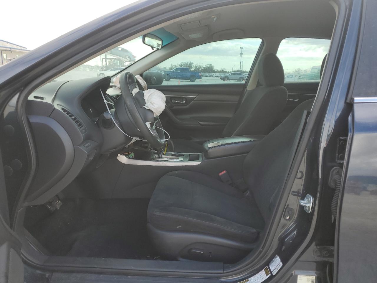 2015 Nissan Altima VIN 1N4AL3AP0FC585460 Copart auction photo, front end damage thumbnail 7