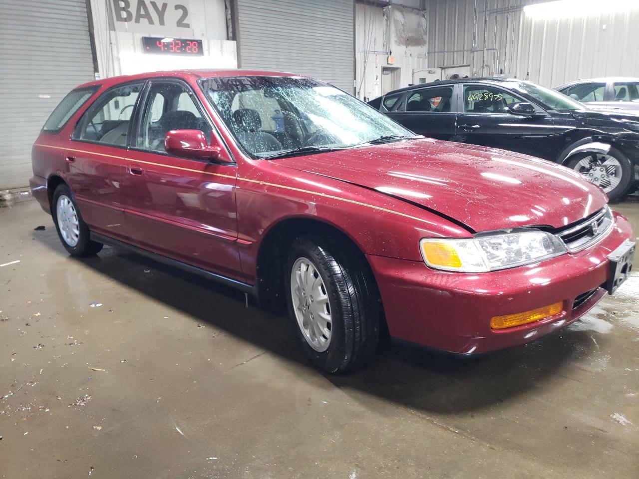 1997 Honda Accord VIN 1HGCE1892VA003721 Copart auction photo, front end damage thumbnail 4