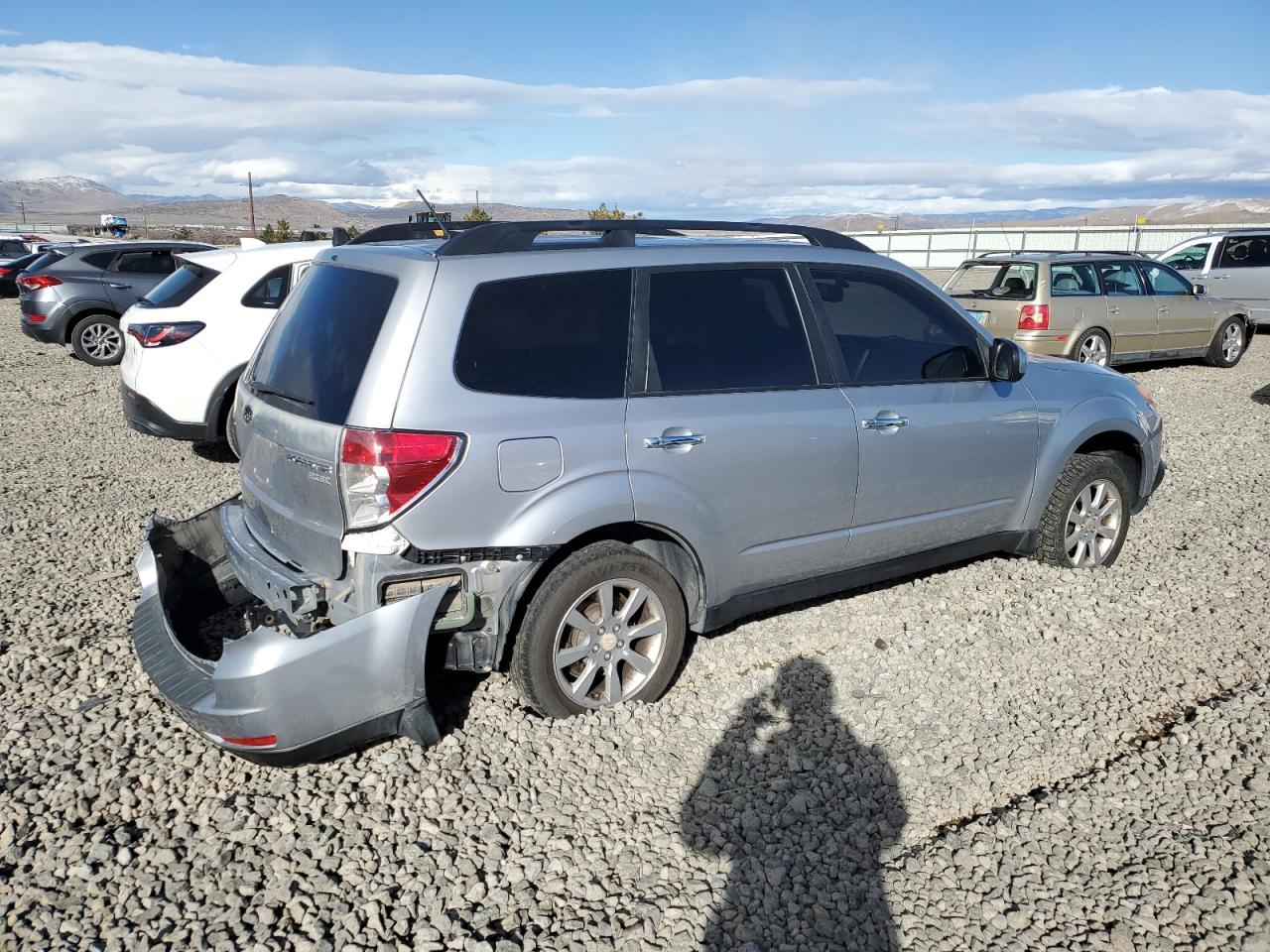 2013 Subaru Forester VIN JF2SHADC6DH442866 Copart auction photo, side / rear end damage thumbnail 3