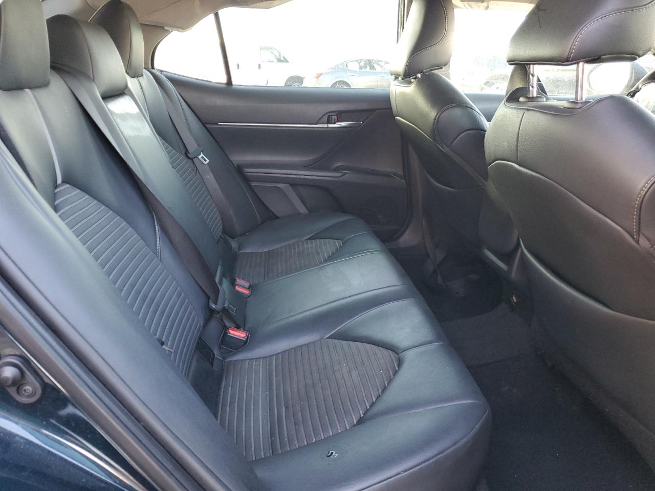2019 Toyota Camry VIN 4T1B11HK4KU807131 Copart auction photo, front end / minor dent/scratches damage thumbnail 10