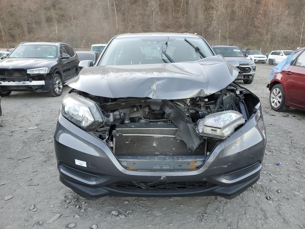 2017 Honda HR-V VIN 3CZRU6H39HG706267 Copart auction photo, front end / minor dent/scratches damage thumbnail 5