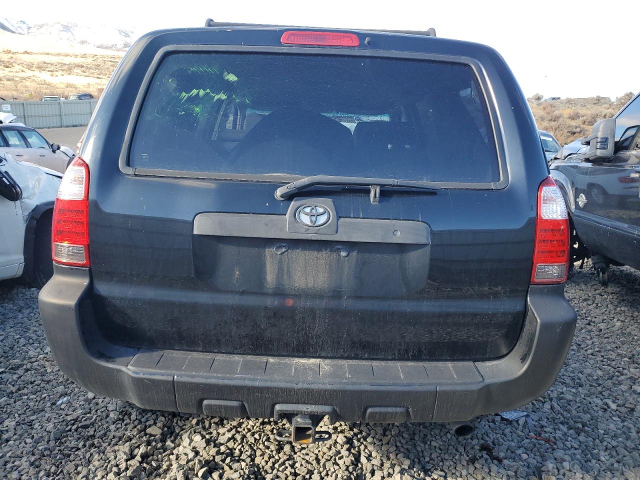 2006 Toyota 4Runner VIN JTEBU14R260083172 Copart auction photo, front end / side damage thumbnail 6