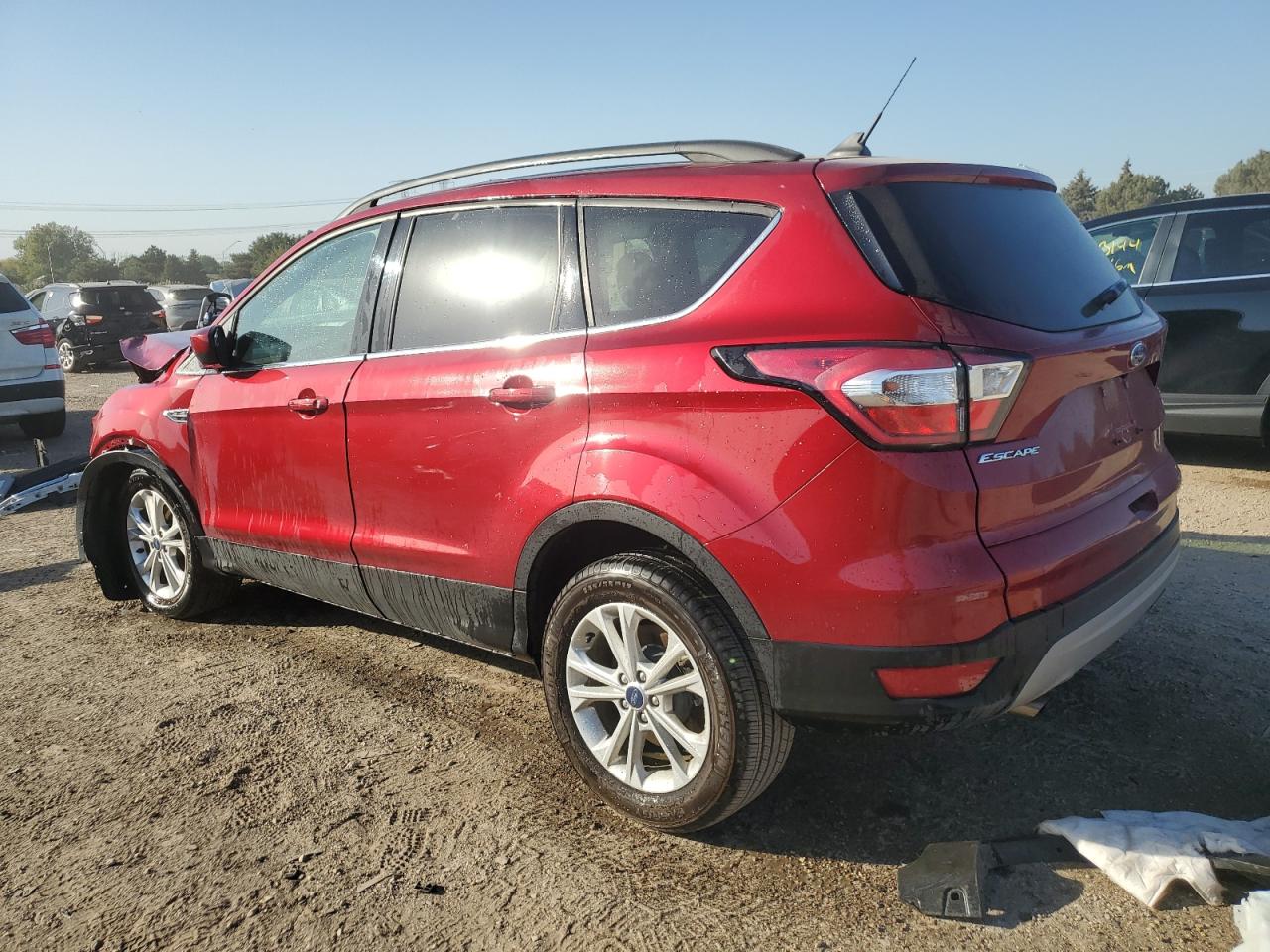2018 Ford Escape VIN 1FMCU0GD9JUD41977 Copart auction photo, front end damage thumbnail 2