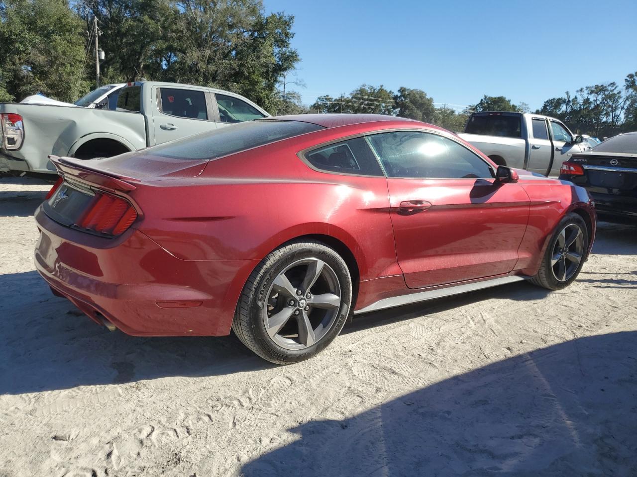 2015 Ford Mustang VIN 1FA6P8AM7F5309326 Copart auction photo, front end / minor dent/scratches damage thumbnail 3