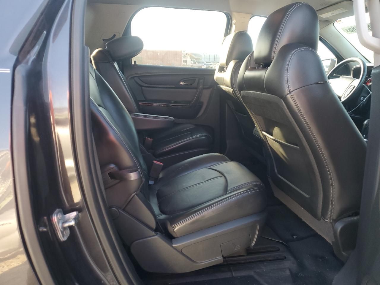 2015 GMC Acadia VIN 1GKKRRKDXFJ318508 Copart auction photo, front end damage thumbnail 11