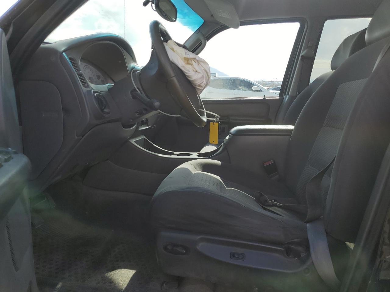 2004 Ford Explorer VIN 1FMZU77K54UB80954 Copart auction photo, front end damage thumbnail 7