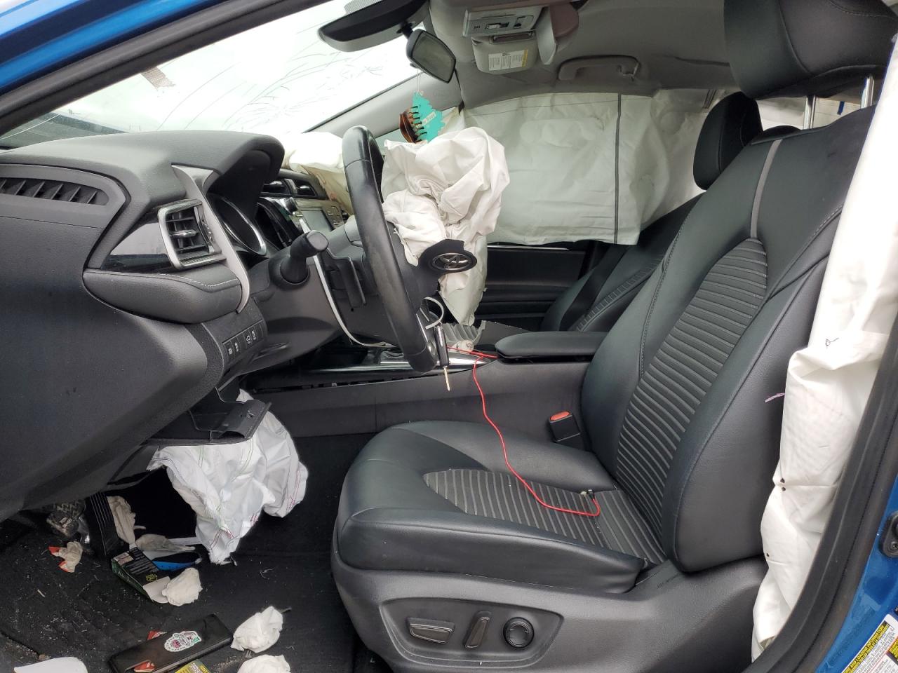 2020 Toyota Camry VIN 4T1G11AKXLU343599 Copart auction photo, front end / all over damage thumbnail 7