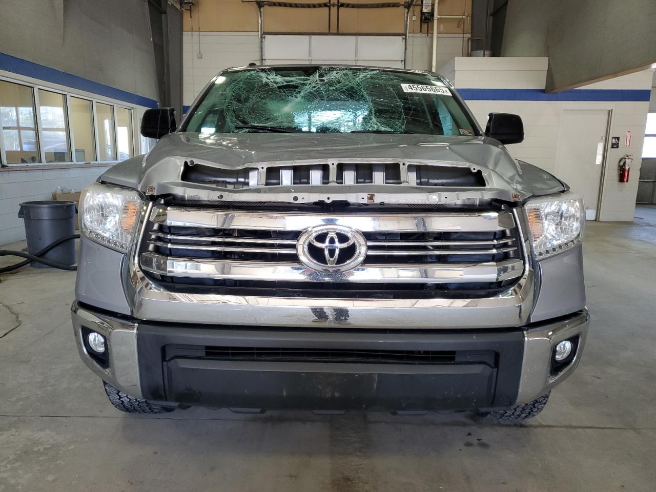 2017 Toyota Tundra VIN 5TFDY5F1XHX603838 Copart auction photo, rear end / front end damage thumbnail 5