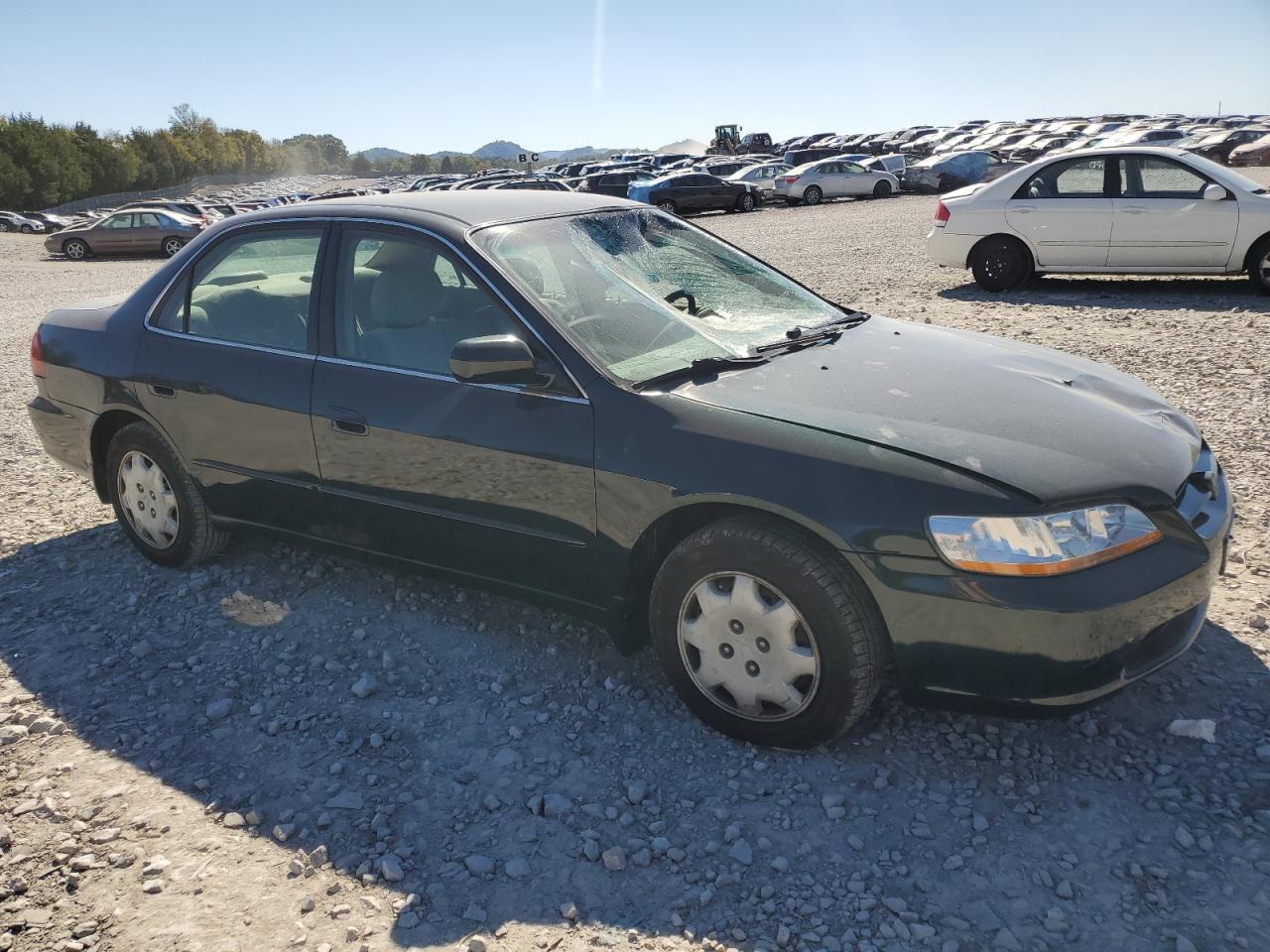 1998 Honda Accord VIN 1HGCG564XWA076443 Copart auction photo, top/roof / front end damage thumbnail 4