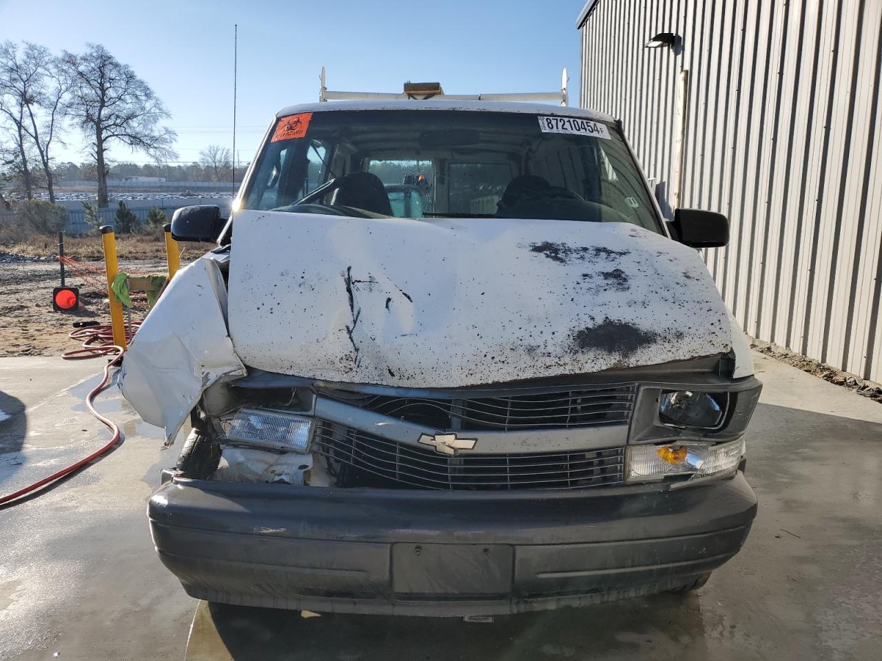2004 Chevrolet Astro VIN 1GCDM19X74B117502 Copart auction photo, front end / rear end damage thumbnail 5