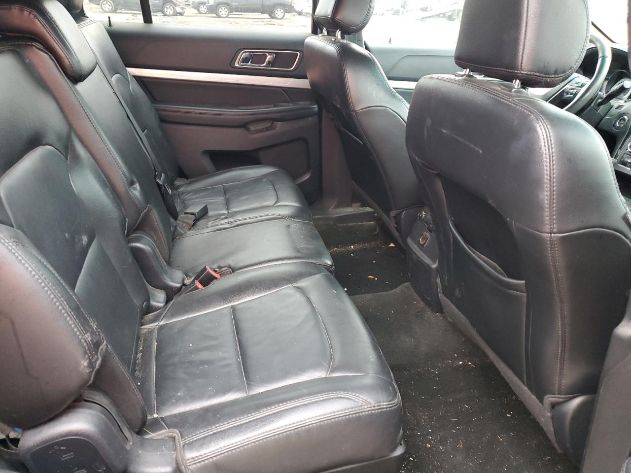 2017 Ford Explorer VIN 1FM5K8D84HGA68637 Copart auction photo, front end damage thumbnail 11