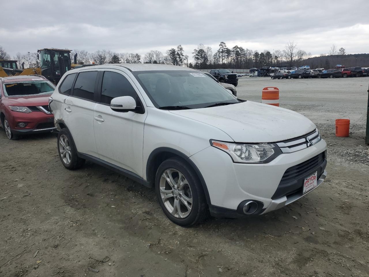 2015 Mitsubishi Outlander VIN JA4AZ3A36FZ000779 Copart auction photo, side / rear end damage thumbnail 4