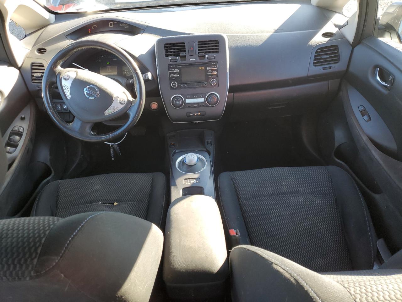 2015 Nissan Leaf VIN 1N4AZ0CP8FC335118 Copart auction photo, front end / side damage thumbnail 8