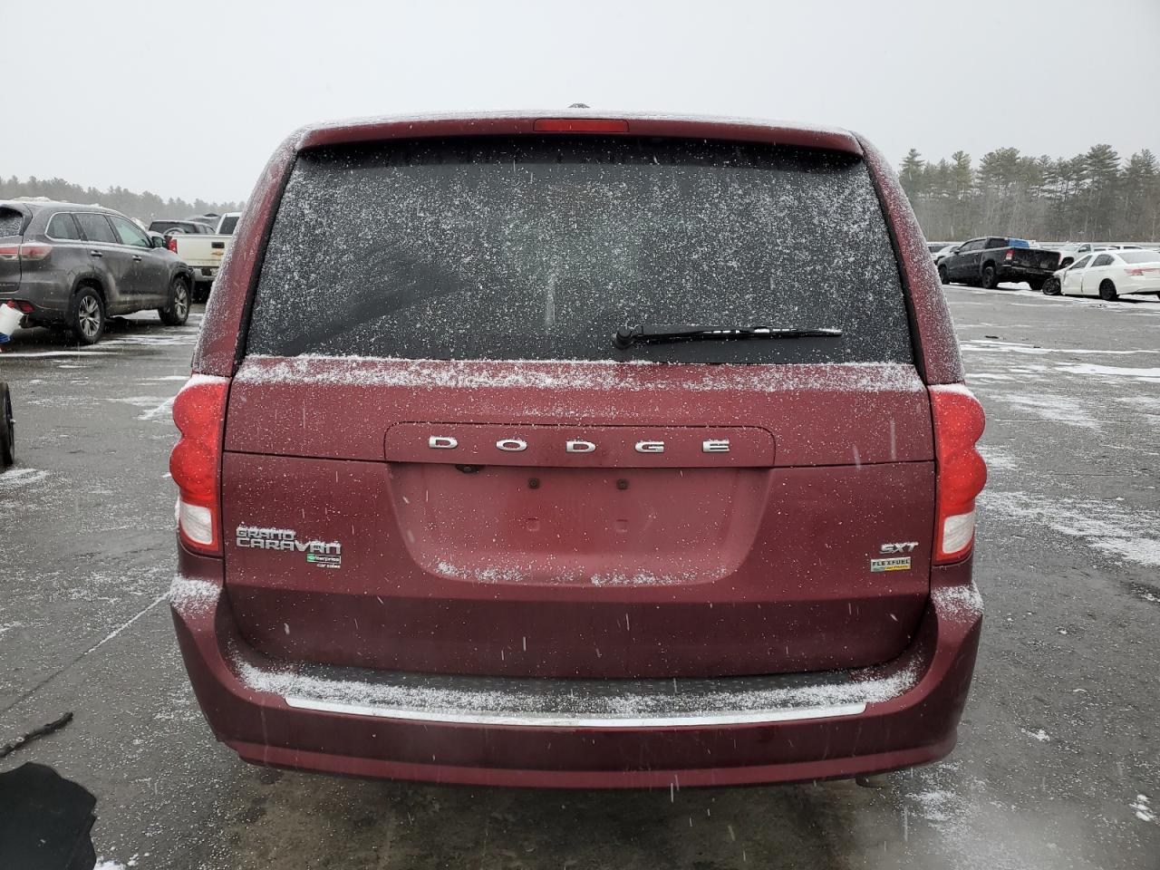 2019 Dodge Caravan VIN 2C4RDGCG4KR562490 Copart auction photo, all over damage thumbnail 6