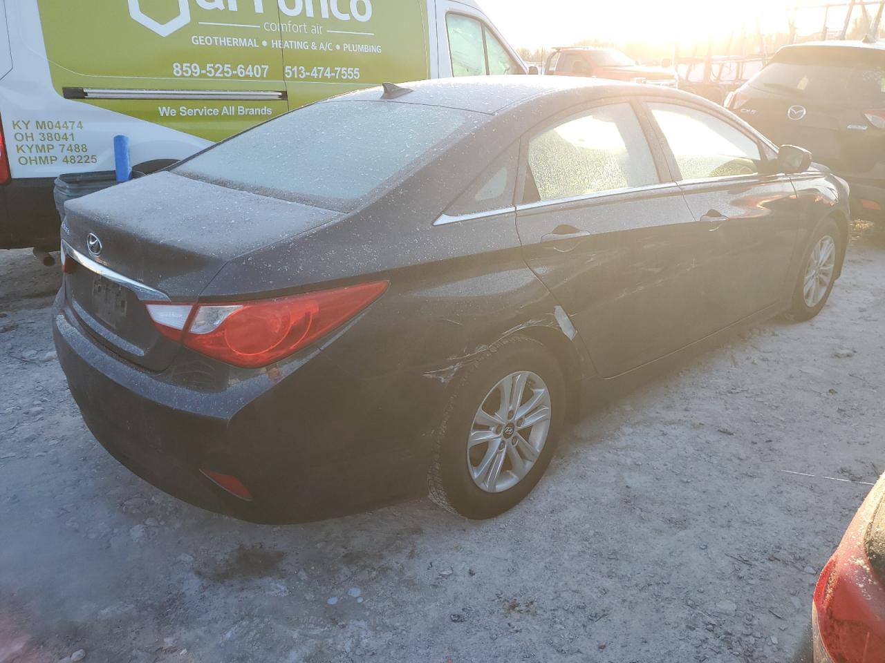 2014 Hyundai Sonata VIN 5NPEB4AC1EH845305 Copart auction photo, normal wear / minor dent/scratches damage thumbnail 3