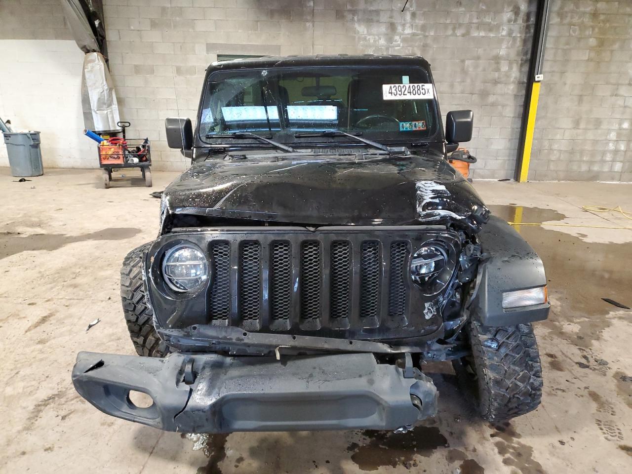 2020 Jeep Wrangler VIN 1C4HJXDG7LW216512 Copart auction photo, side / front end damage thumbnail 5