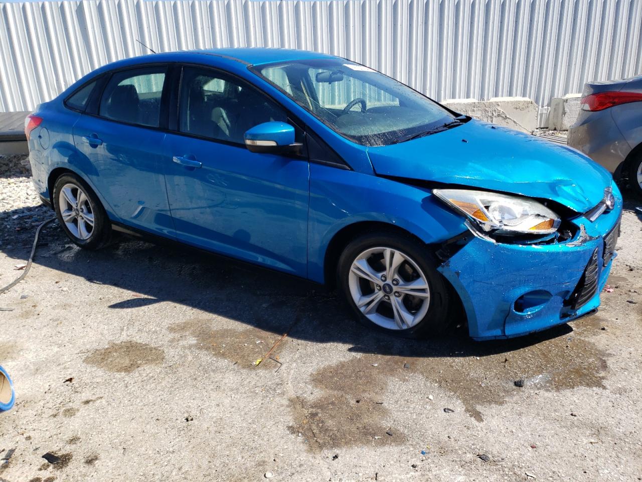 2014 Ford Focus VIN 1FADP3F27EL428683 Copart auction photo, front end damage thumbnail 4