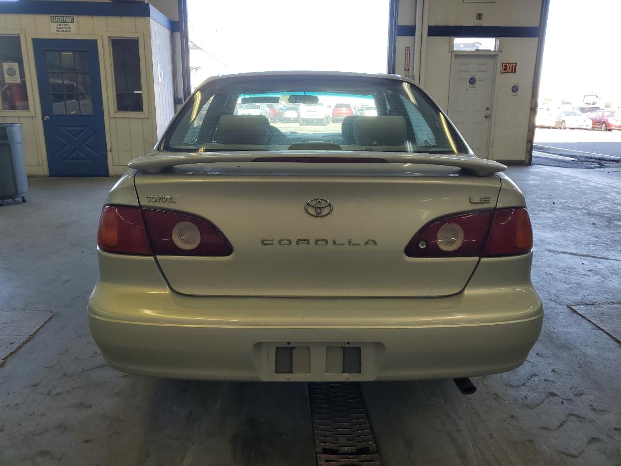 2002 Toyota Corolla VIN 2T1BR12E02C584678 Copart auction photo, front end / rear end damage thumbnail 6