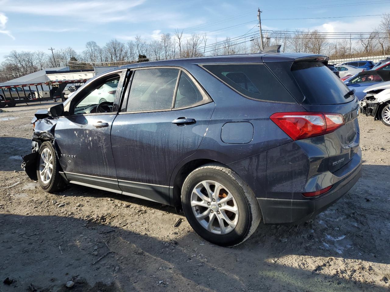 2019 Chevrolet Equinox VIN 3GNAXHEV9KL220530 Copart auction photo, front end / side damage thumbnail 2