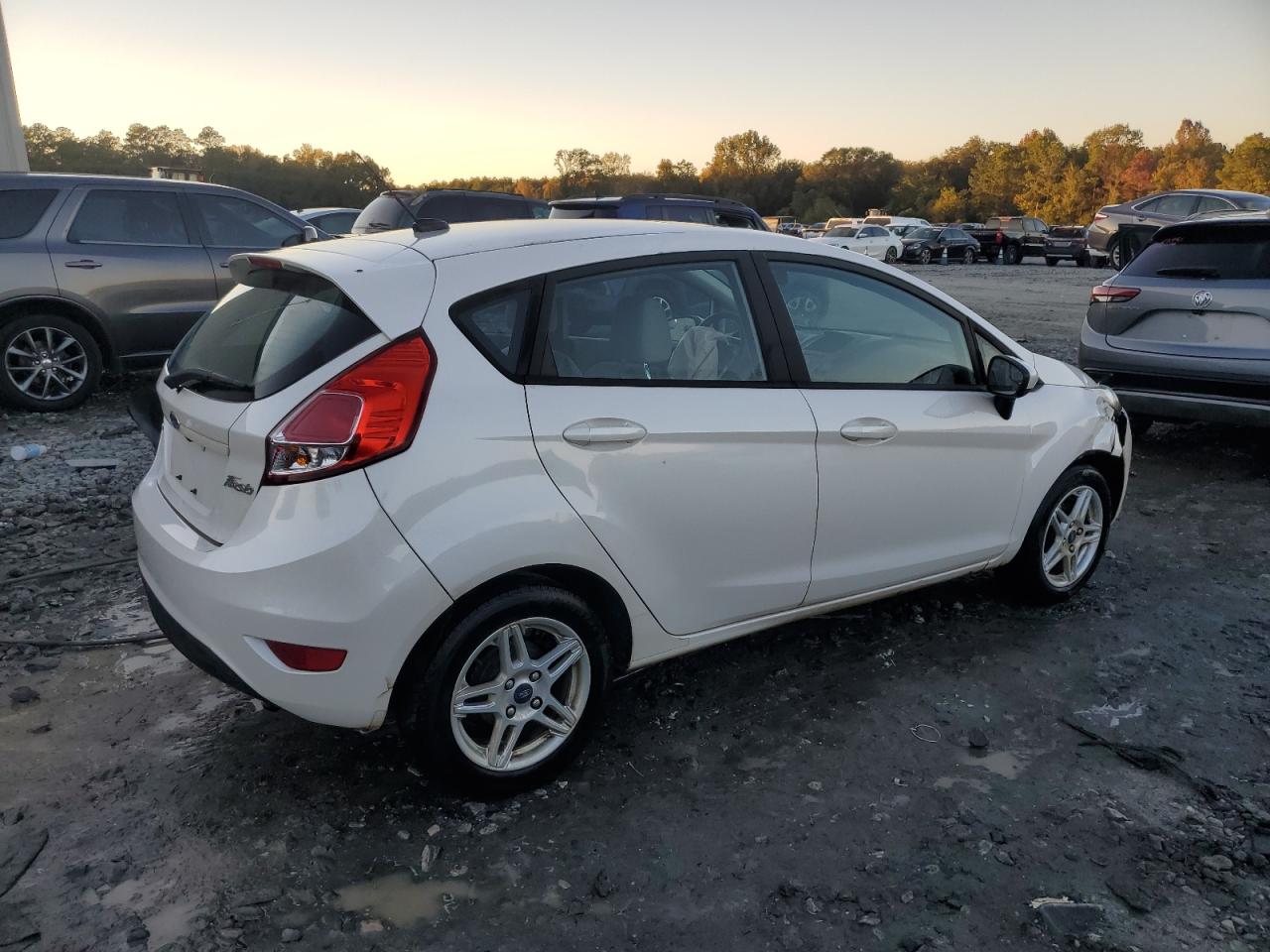 2018 Ford Fiesta VIN 3FADP4EJ0JM143427 Copart auction photo, front end damage thumbnail 3