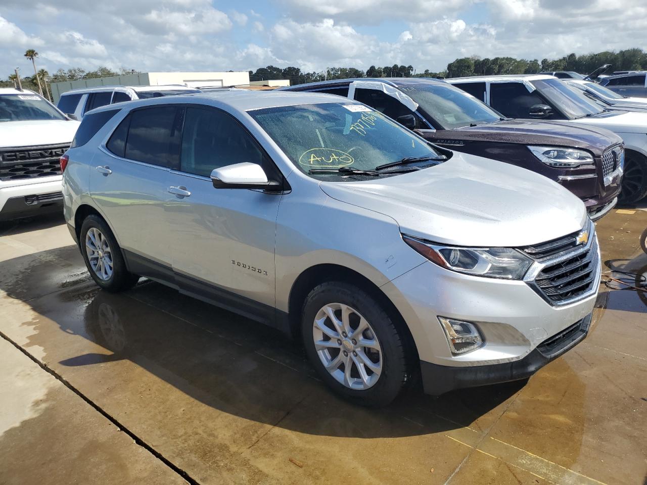 2018 Chevrolet Equinox VIN 3GNAXJEV0JS556174 Copart auction photo, water/flood damage thumbnail 4