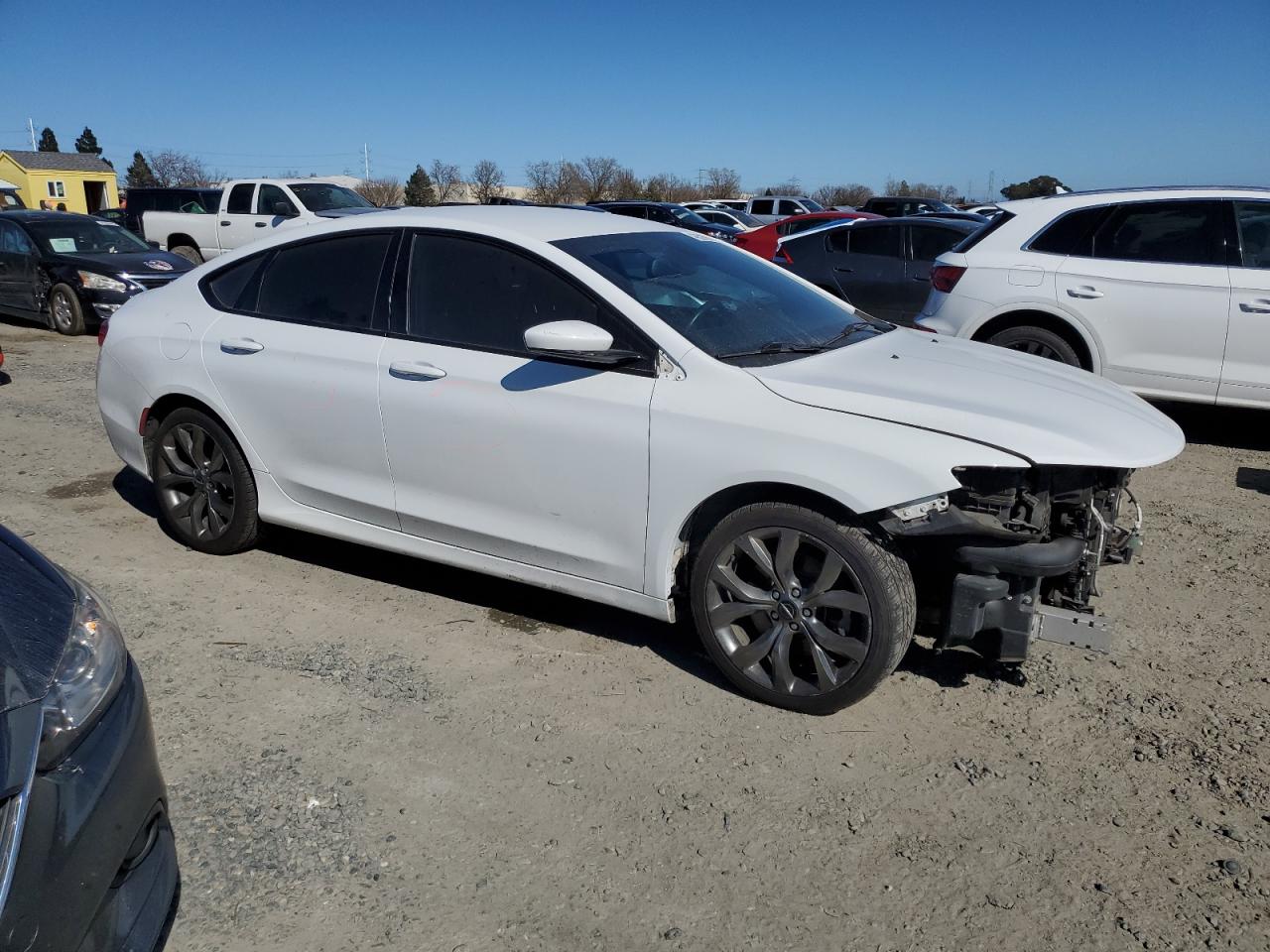2015 Chrysler 200 VIN 1C3CCCBG2FN617822 Copart auction photo, front end damage thumbnail 4