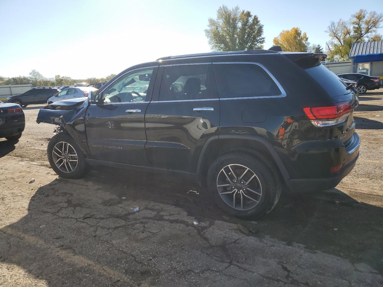 2020 Jeep Grand Cherokee VIN 1C4RJFBG4LC218379 Copart auction photo, front end damage thumbnail 2