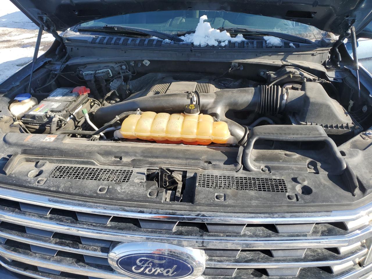 2018 Ford Expedition VIN 1FMJU1JT0JEA00149 Copart auction photo, rear end damage thumbnail 12