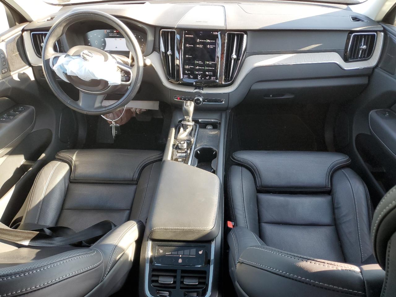 2021 Volvo XC60 VIN YV4A22RLXM1739929 Copart auction photo, front end damage thumbnail 8