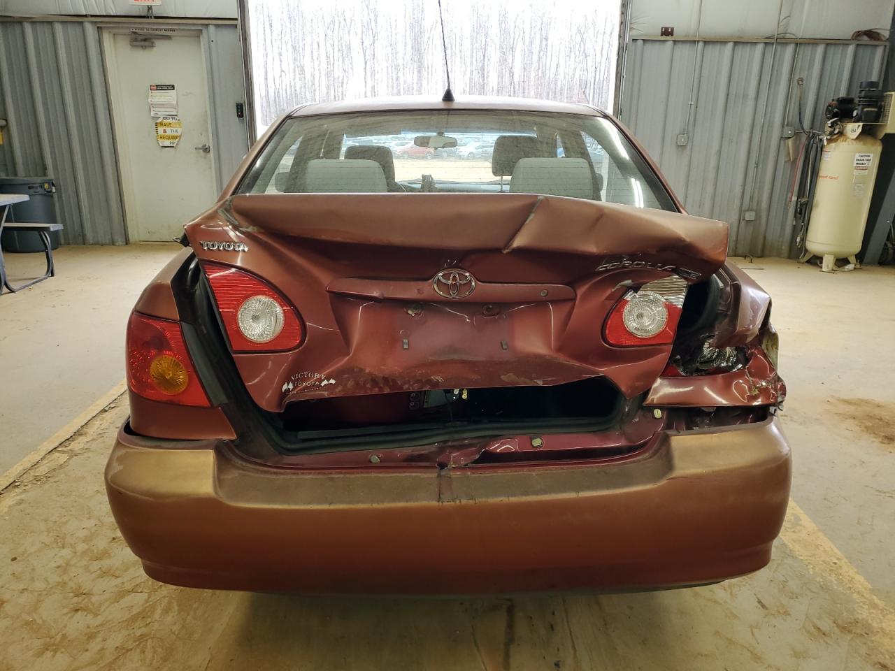 2004 Toyota Corolla VIN 1NXBR32E94Z260853 Copart auction photo, rear end damage thumbnail 6