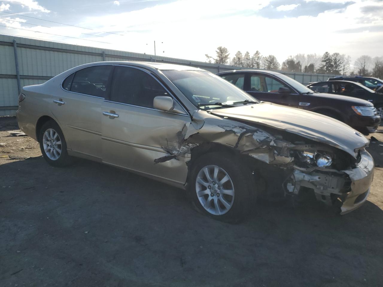 2002 Lexus ES VIN JTHBF30G520071427 Copart auction photo, front end / side damage thumbnail 4