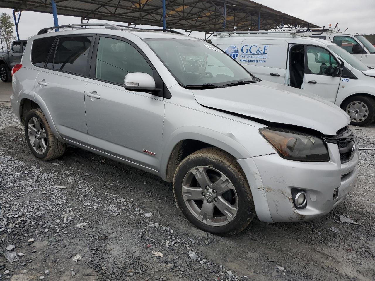 2009 Toyota RAV 4 VIN JTMBK32V295079927 Copart auction photo, front end damage thumbnail 4