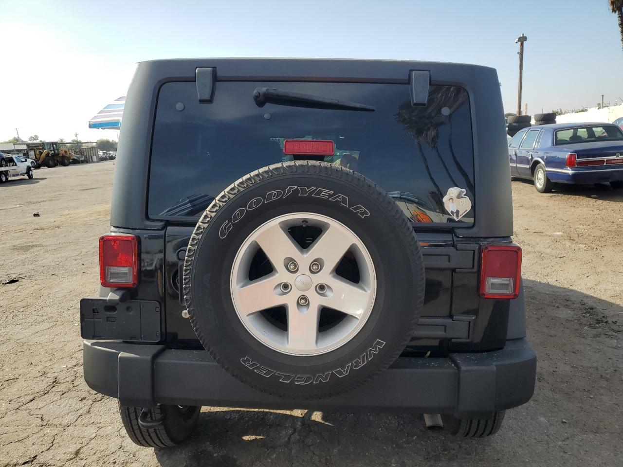 2013 Jeep Wrangler VIN 1C4BJWDG9DL705240 Copart auction photo, front end / side damage thumbnail 6