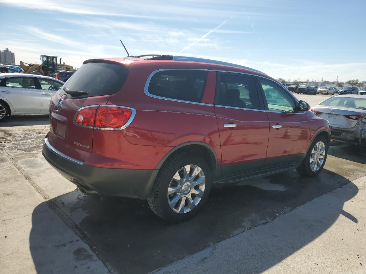 2012 Buick Enclave VIN 5GAKRDED5CJ250092 Copart auction photo, side / front end damage thumbnail 3