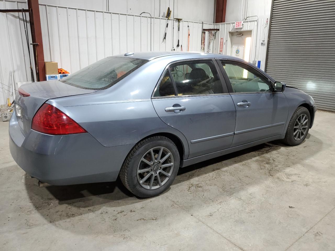2007 Honda Accord VIN 1HGCM66517A088943 Copart auction photo, front end damage thumbnail 3