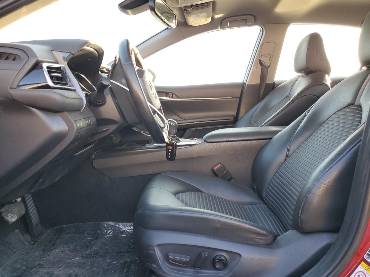 2018 Toyota Camry VIN 4T1B11HK4JU613228 Copart auction photo, vandalism damage thumbnail 7